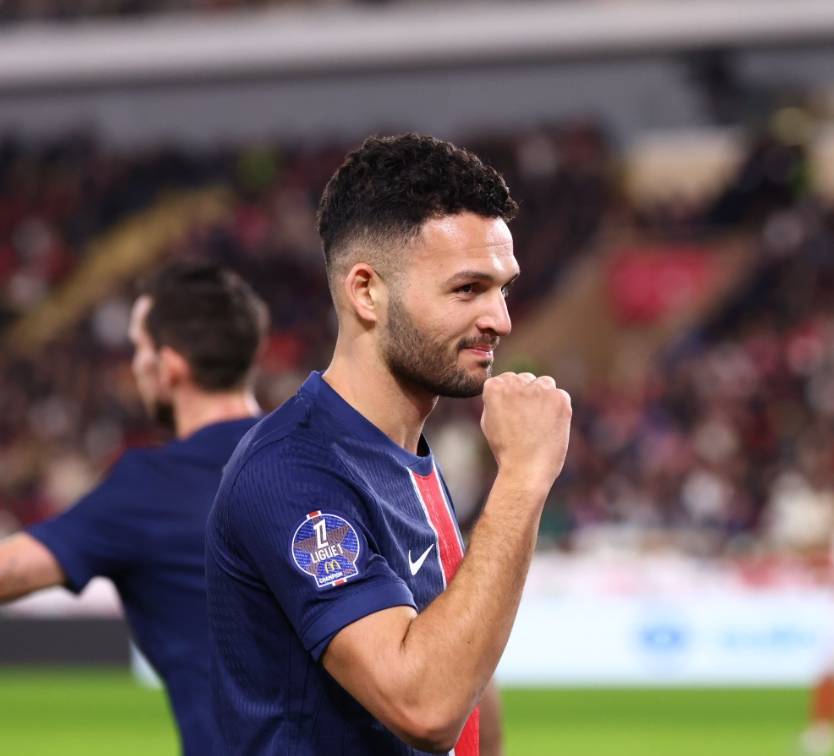 开云下载-法国巨人大踏步，梅开二度晋级的简单介绍