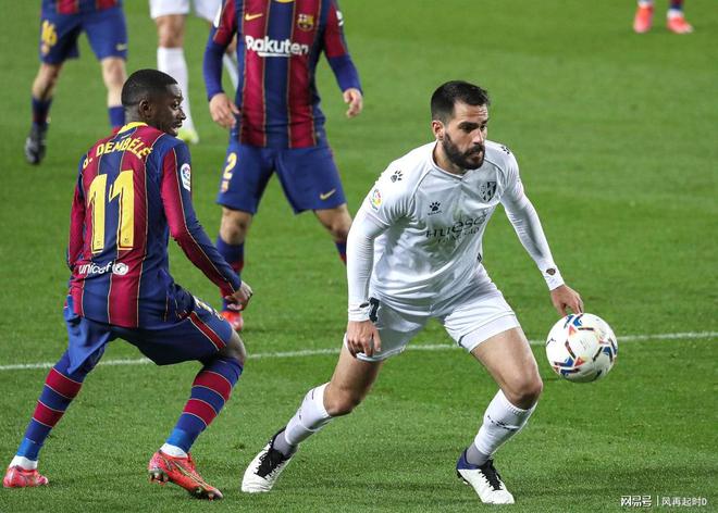 开云体育官方网站-巴黎圣日耳曼队内发生冲突，主教练紧急处理的简单介绍