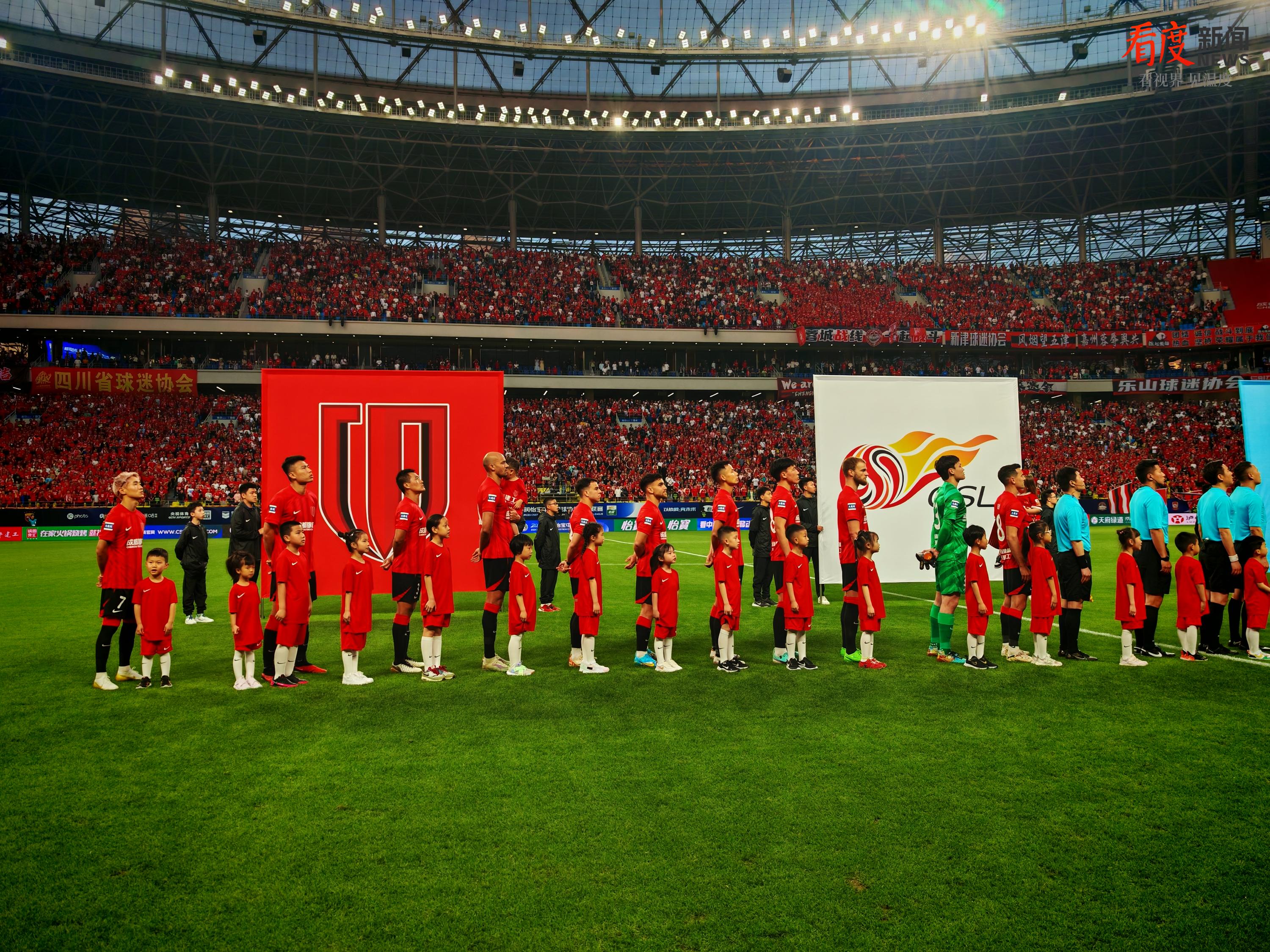 开云体育app-球队比赛中展现出色技术，为观众带来精彩