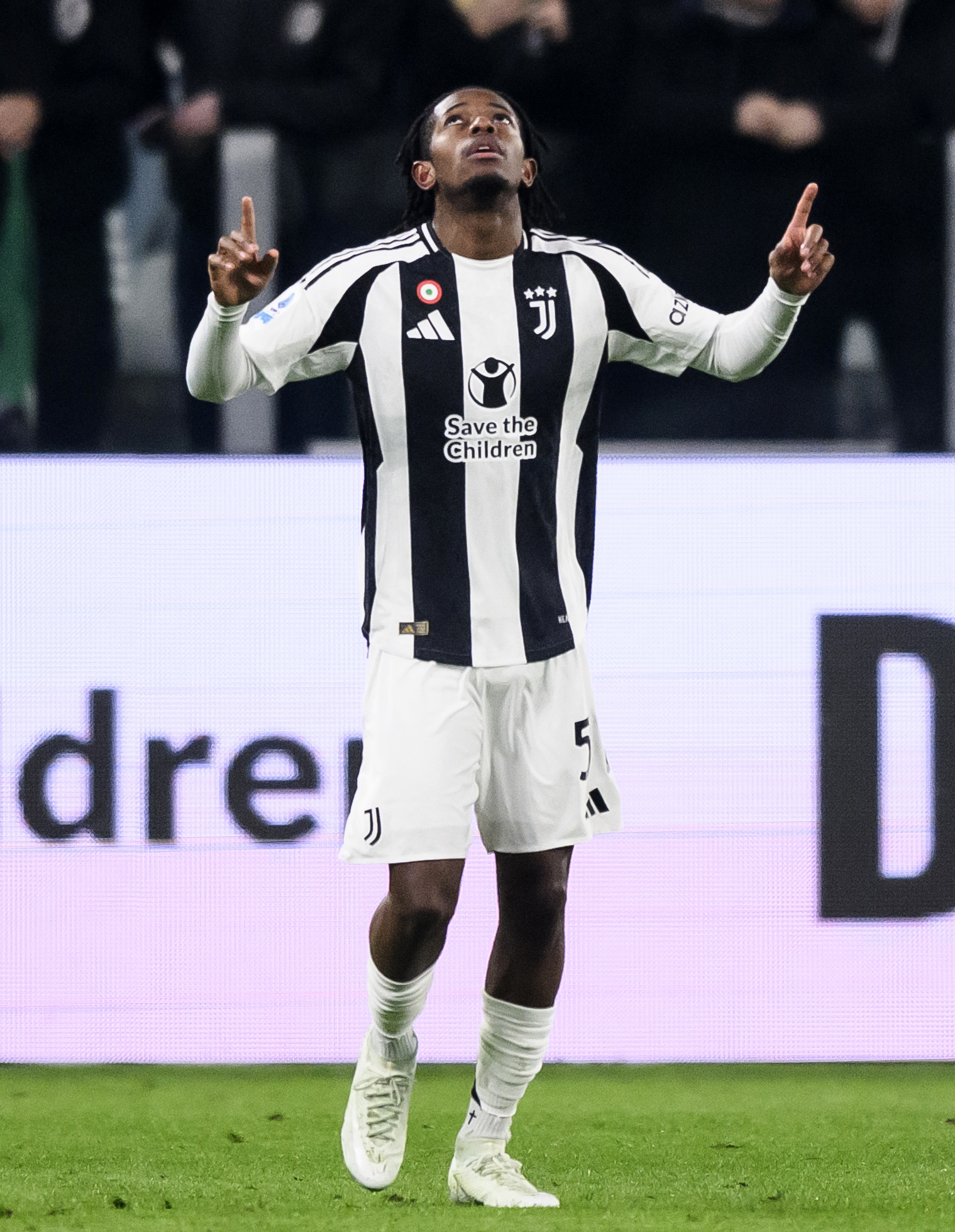 关于AC米兰逆转尤文图斯,晋级欧冠半决赛的信息 关于AC米兰逆转尤文图斯,晋级欧冠半决赛的信息