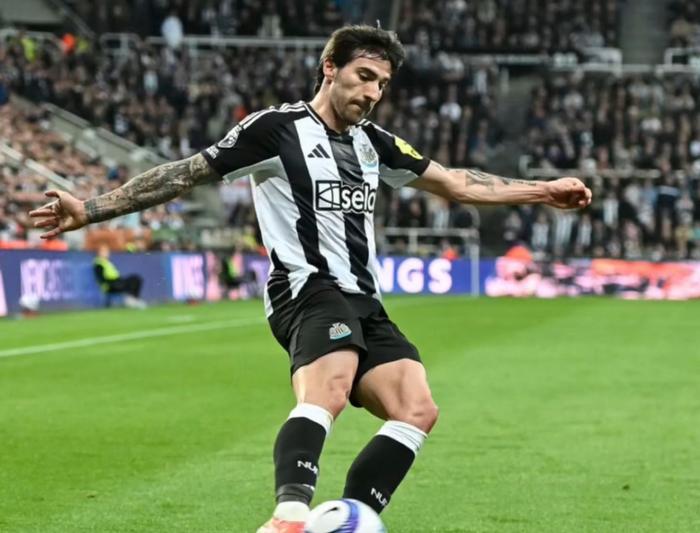 开云体育入口-纽卡斯尔联队大胜叙利亚球队，步入下一轮！的简单介绍