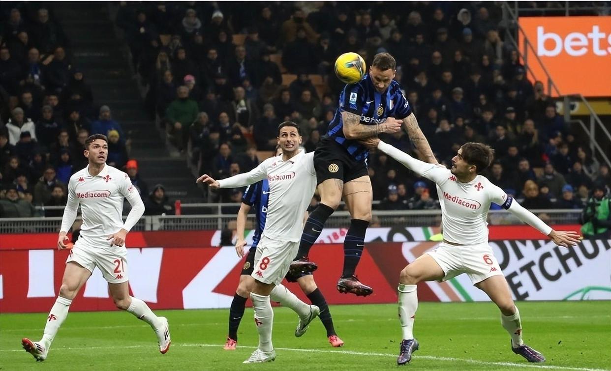 开云体育下载-包含那不勒斯客场逆转佛罗伦萨，继续追赶前两名的词条