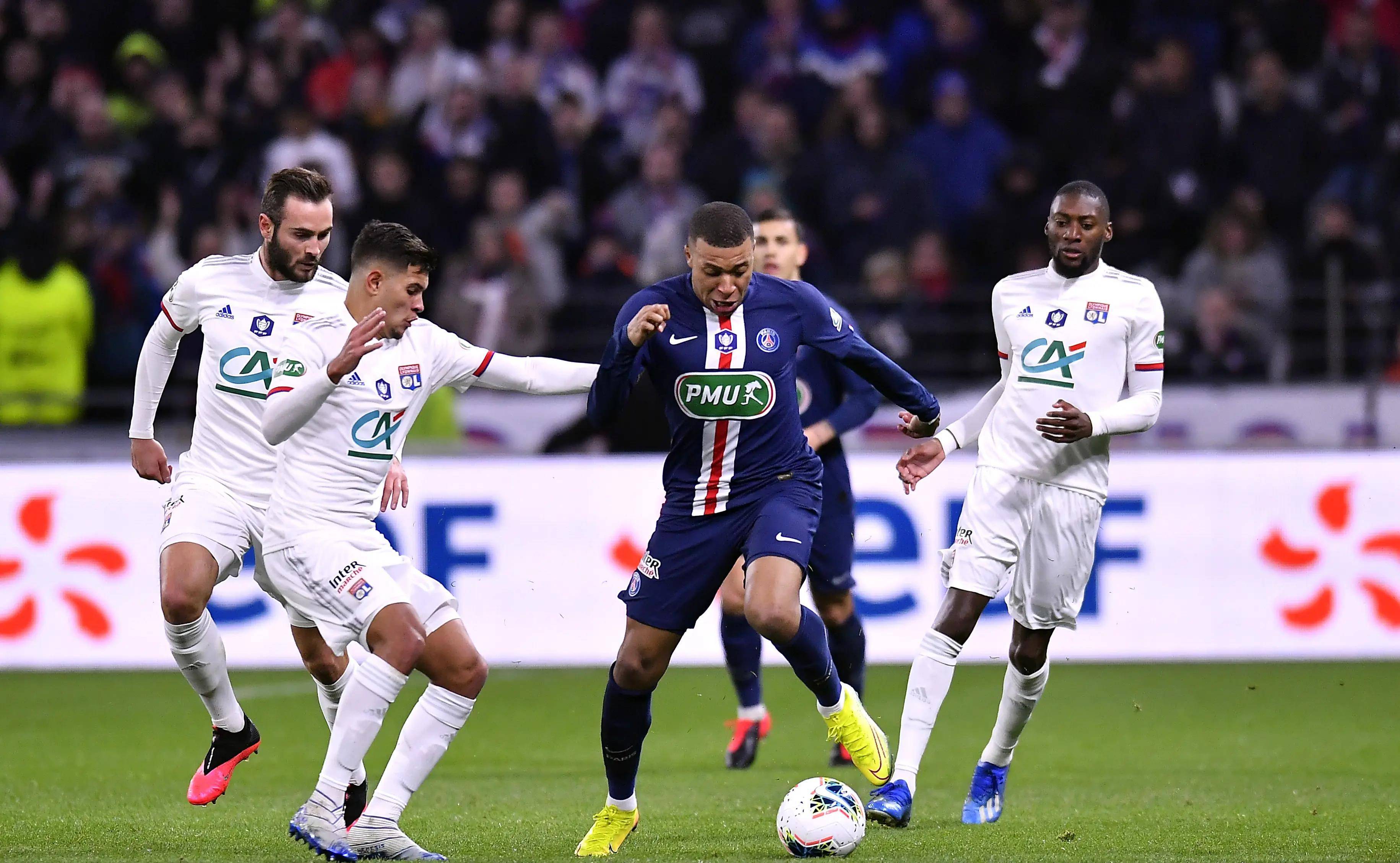 开云体育官方网站-巴黎球星卡瓦尼延长合同，宣誓铁血复仇的简单介绍