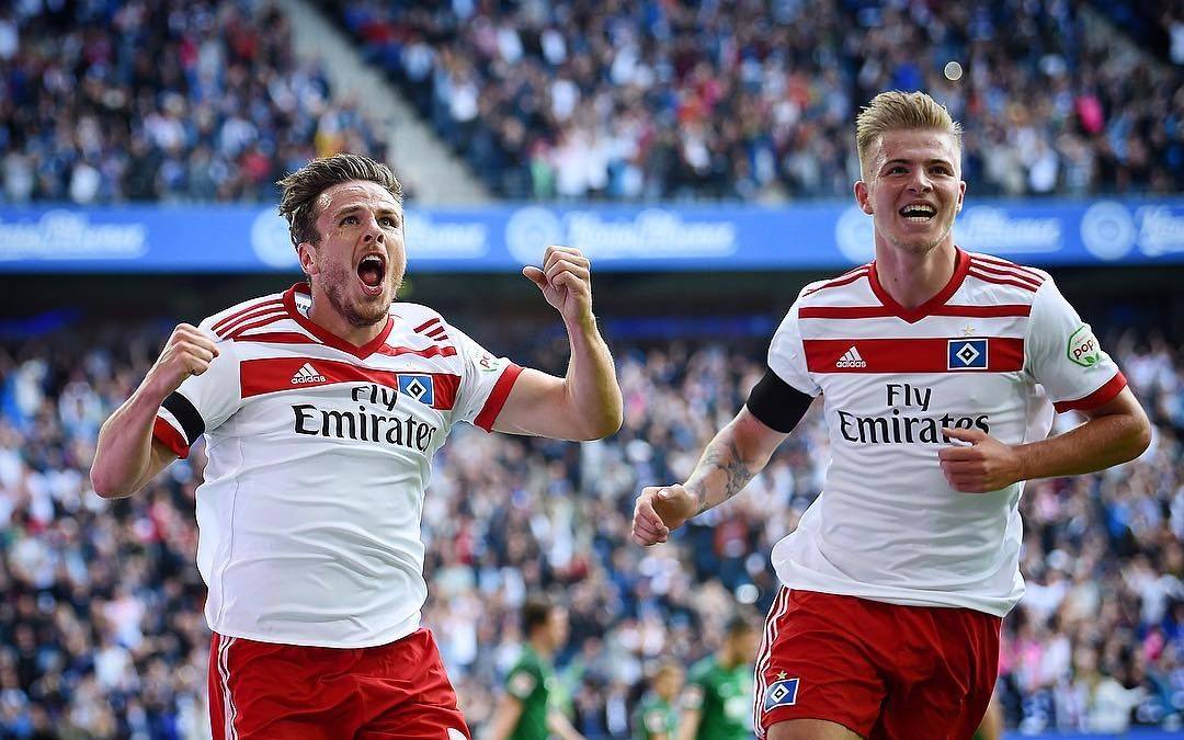 罗斯托克击败对手，实现客场奇迹的简单介绍