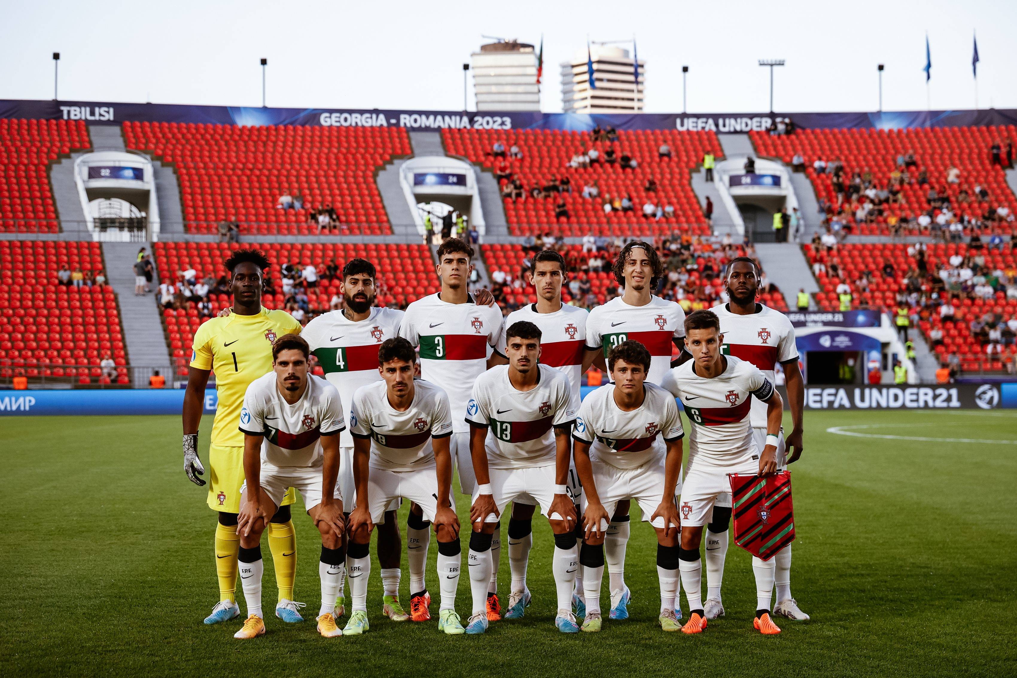 开云平台-包含西班牙主场迎战波兰，期待继续保持不败纪录的词条