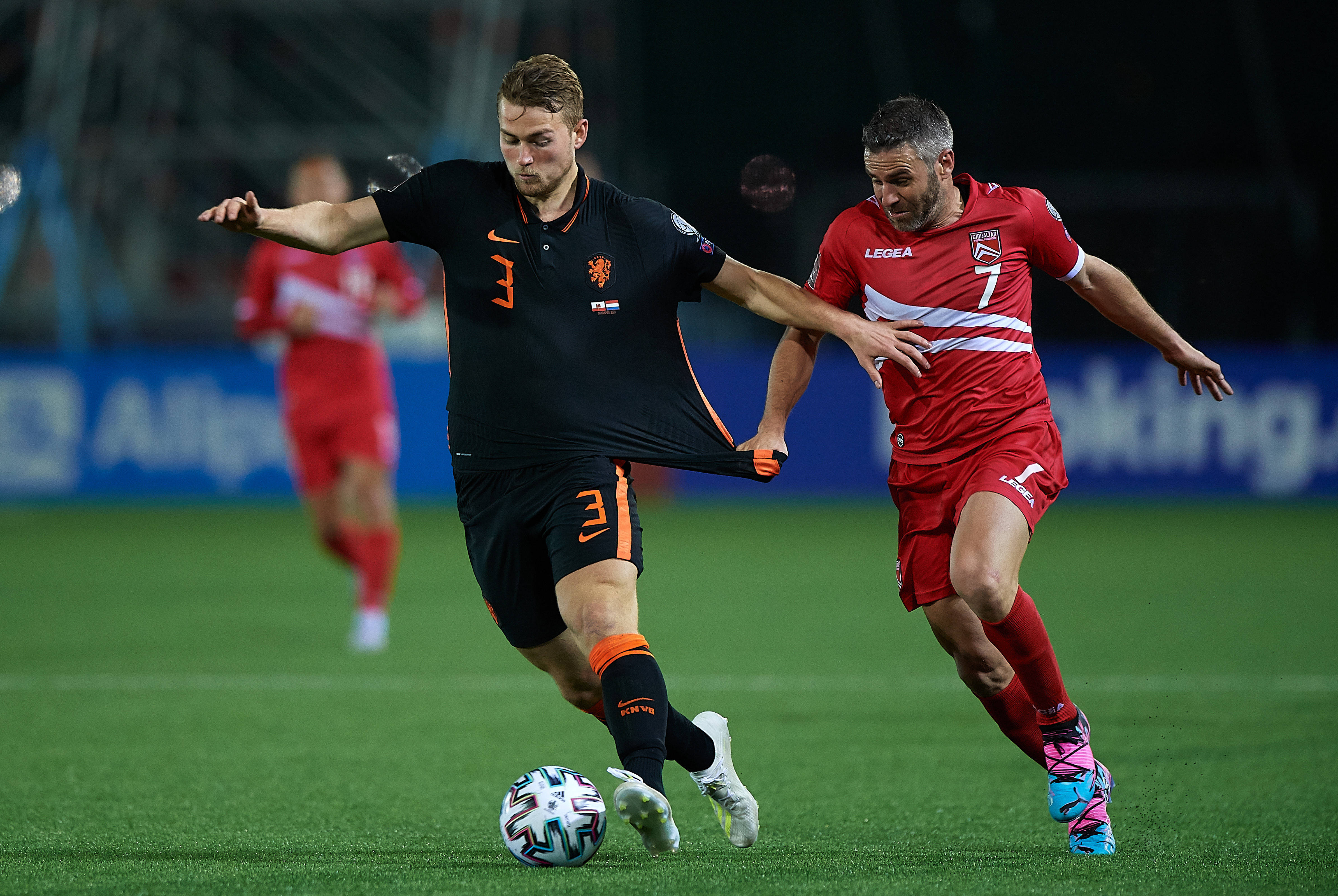 荷兰队负于对手,遗憾出局 荷兰队负于对手,遗憾出局