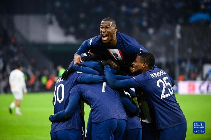 关于马赛队客场大胜,剑指法国联赛争冠的信息 关于马赛队客场大胜,剑指法国联赛争冠的信息