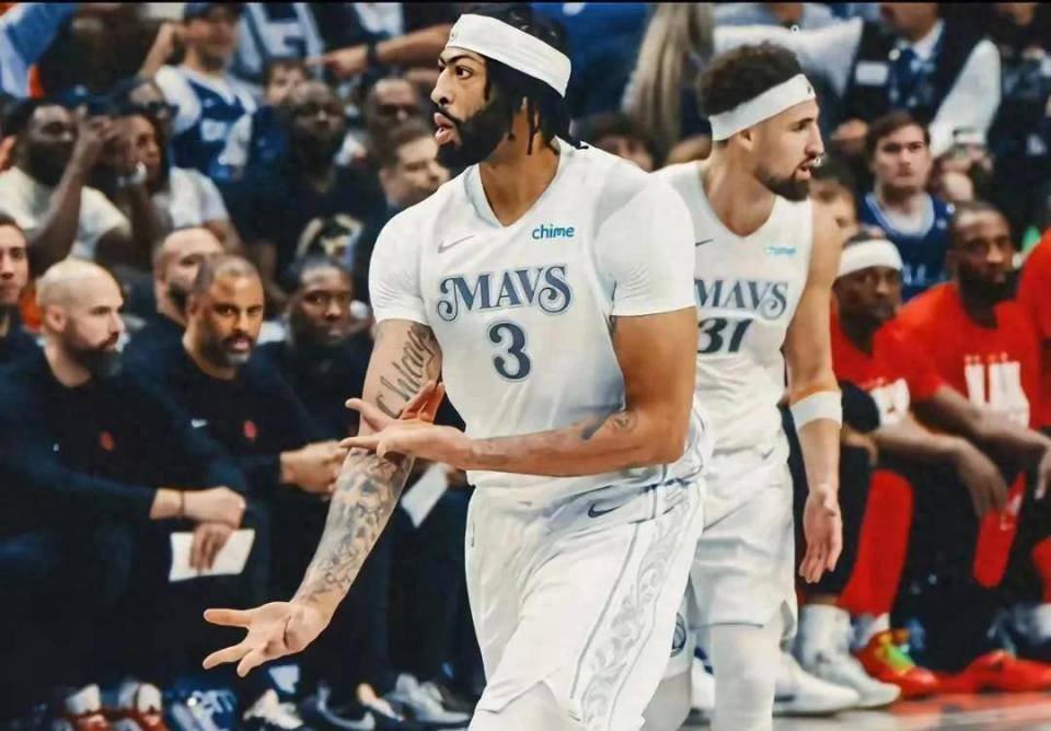 开云体育在线-包含猛龙在客场击败独行侠，豪取胜利的词条