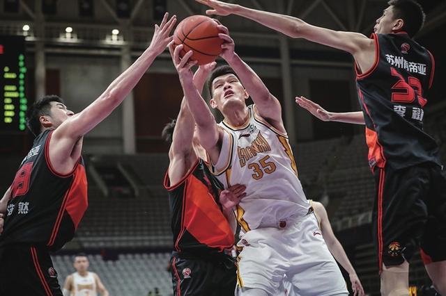 江苏大胜山西,实力展现无疑 江苏大胜山西,实力展现无疑