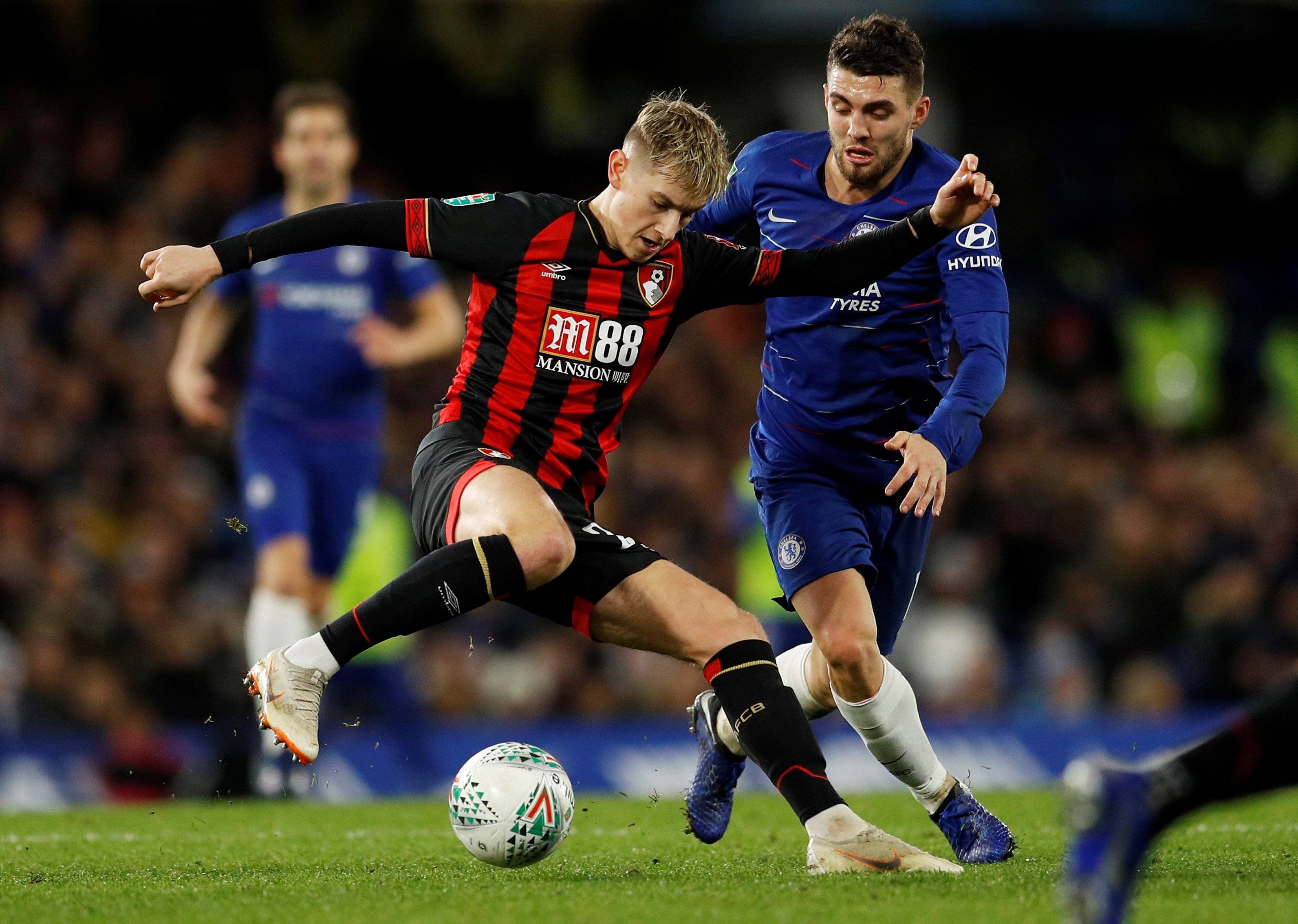 开云平台-埃弗顿客场大胜伯恩茅斯，取得胜利