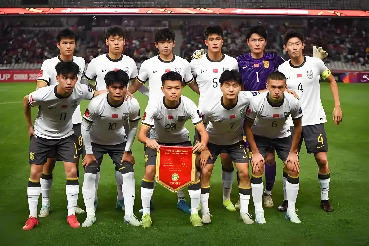 开云体育入口-高强度备战国内赛事，球员积极备战冲刺的简单介绍