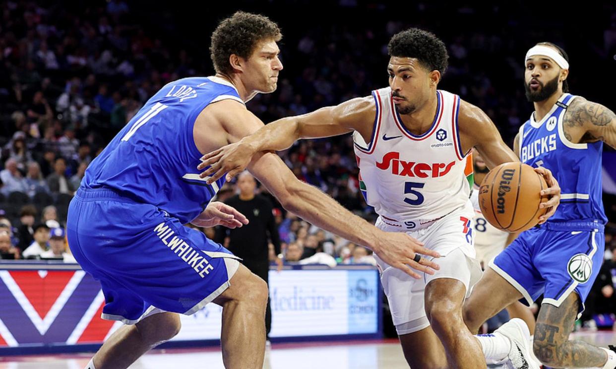 雄鹿惨遭76人逆转,字母哥难掩沮丧的简单介绍 雄鹿惨遭76人逆转,字母哥难掩沮丧的简单介绍