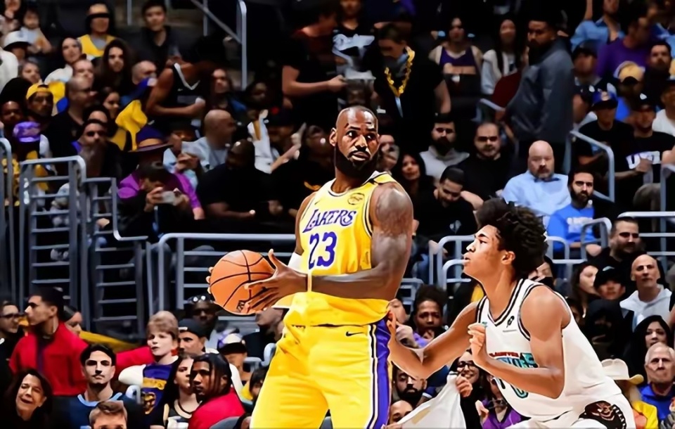 詹姆斯连砍三双,湖人险胜灰熊 詹姆斯连砍三双,湖人险胜灰熊