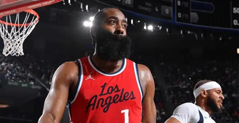 包含快船队主场大胜独行侠,重回西部前四的词条 包含快船队主场大胜独行侠,重回西部前四的词条