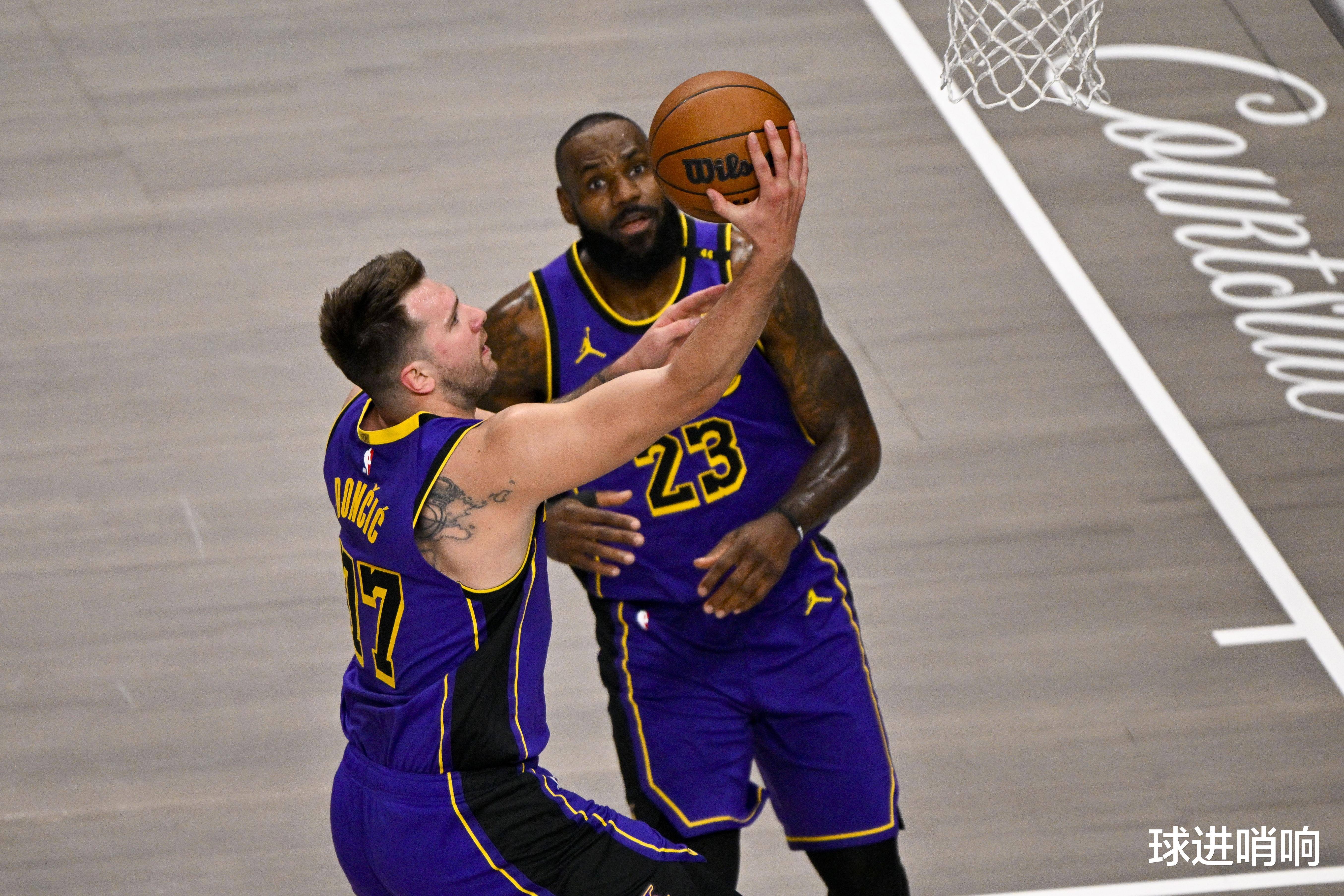 开云体育入口-湖人再遇火箭,詹姆斯助攻集锦二次见底的简单介绍