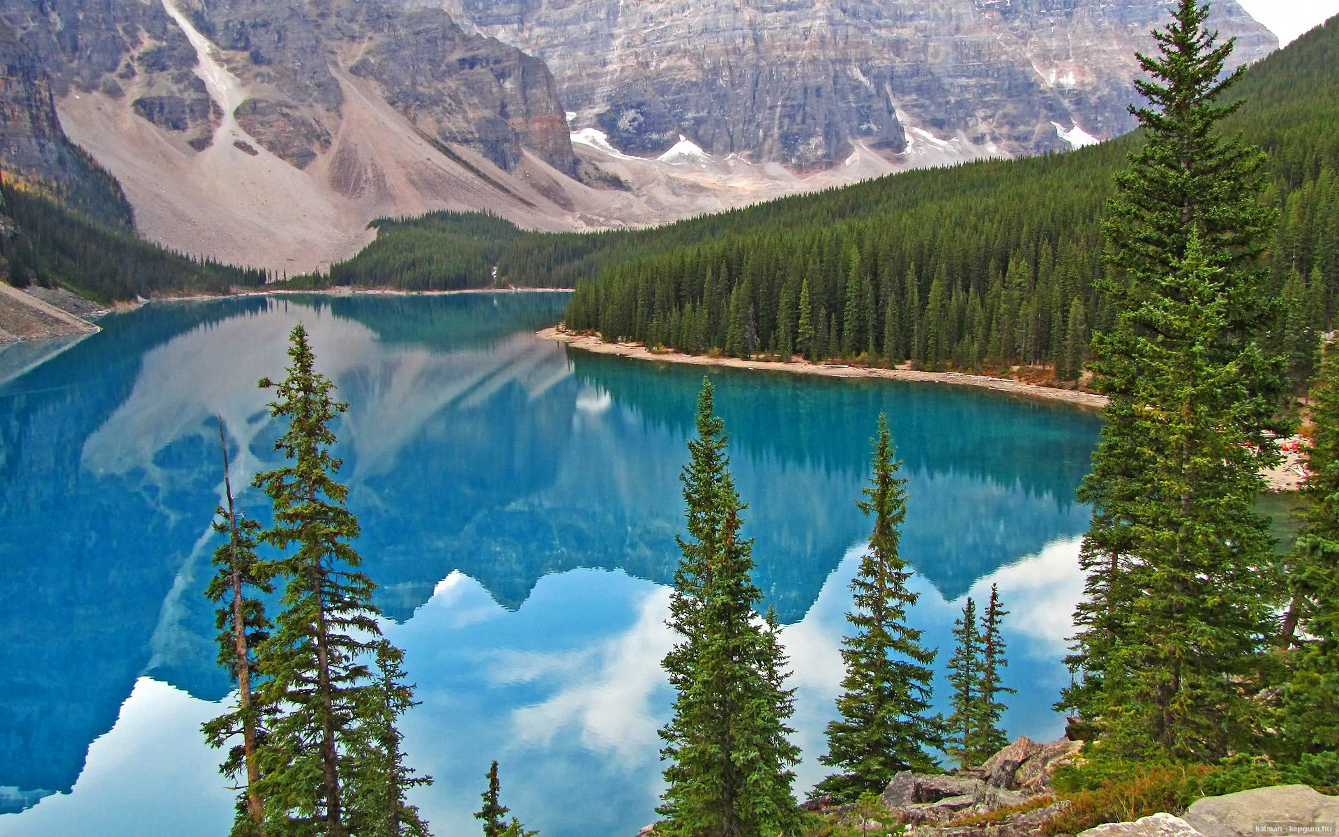 开云官网-无言之诗，霍勒迪的季后赛交响乐