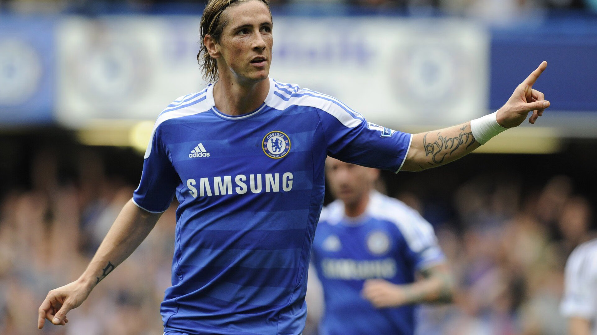 开云体育在线-群山沉默如谜，他以穿行之姿击溃海风—记深圳队淘汰爵士与福克斯封神之夜