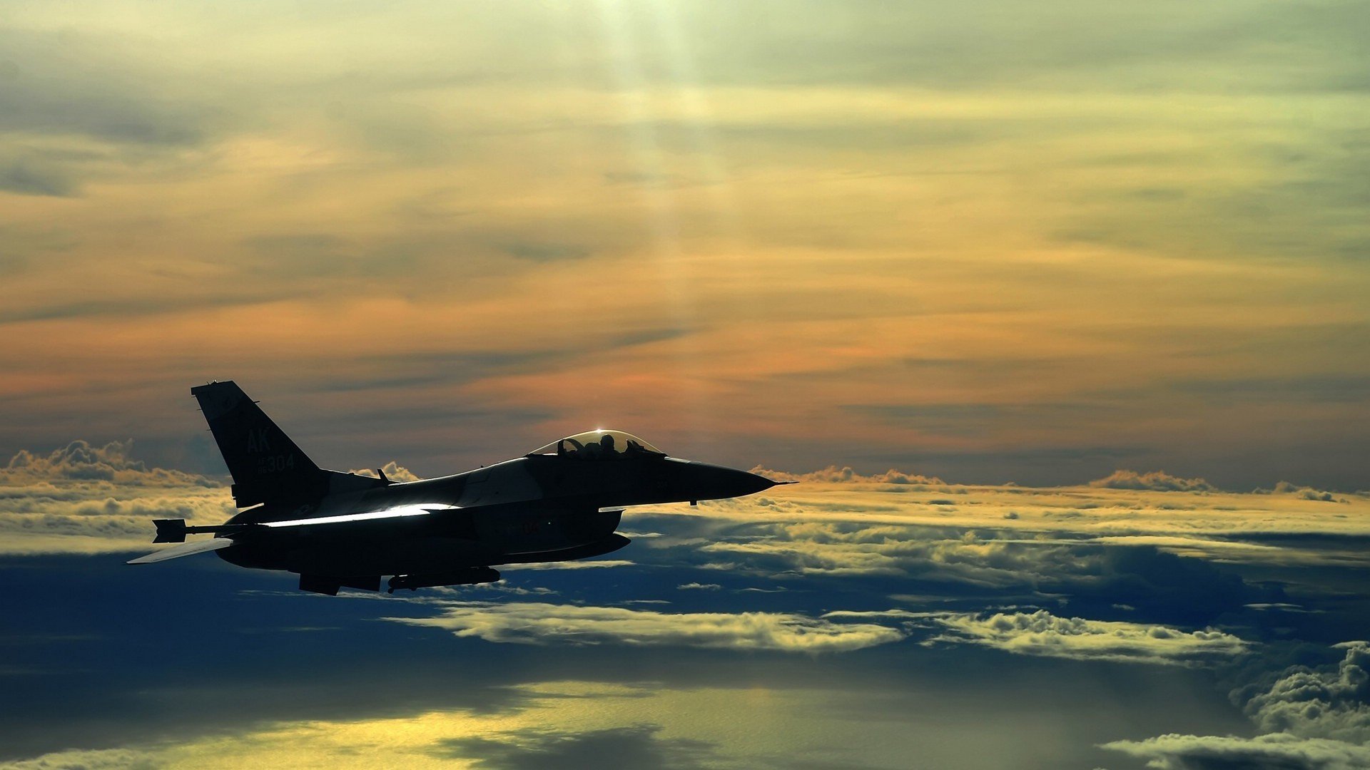 足球之夜的双重奏，巴拉圭强行终结荷兰，卡马文加在焦点战中证明自我