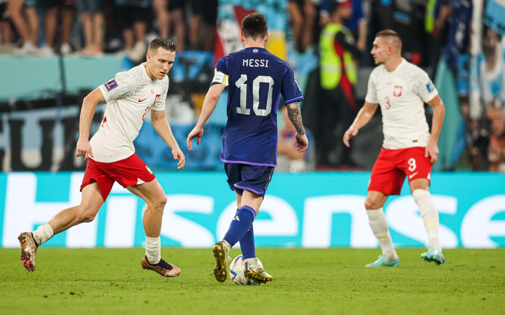 开云体育官方网站-阿根廷防守锁死冰岛，恩佐在欧冠决赛接管比赛